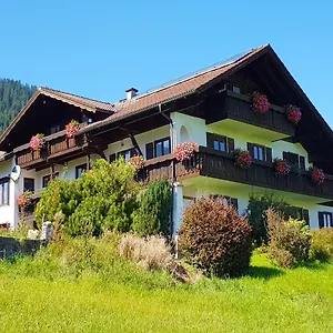 Apartment Im Haus Dorn-röschen, Pfronten